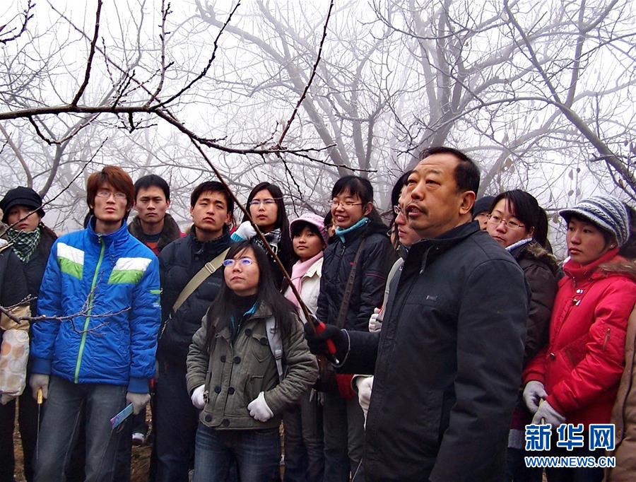 (壮丽70年·奋斗新时代——共和国荣光·图文互动)(1)太行山上的新愚公——记“人民楷模”国家荣誉称号获得者李保国